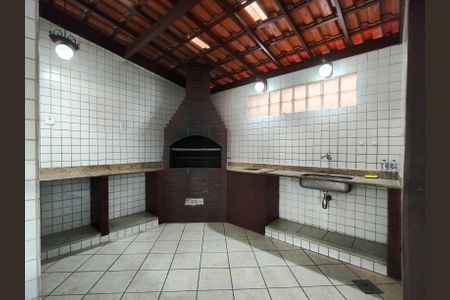 Apartamento à venda com 170m², 3 quartos e 1 vaga Apartamento à venda com 170m², 3 quartos e 1 vagaÁrea comum - Salão de festas