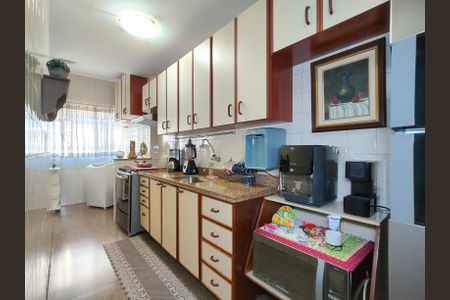 Apartamento à venda com 170m², 3 quartos e 1 vaga Apartamento à venda com 170m², 3 quartos e 1 vagaCozinha