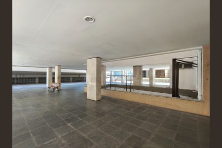 Apartamento à venda com 170m², 3 quartos e 1 vaga Apartamento à venda com 170m², 3 quartos e 1 vagaÁrea comum - Playground