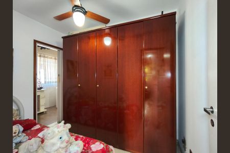 Apartamento à venda com 170m², 3 quartos e 1 vaga Apartamento à venda com 170m², 3 quartos e 1 vagaQuarto 2