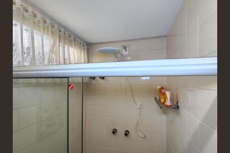 Apartamento à venda com 170m², 3 quartos e 1 vaga Apartamento à venda com 170m², 3 quartos e 1 vagaBanheiro 2