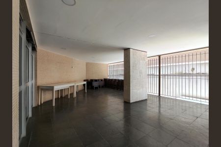 Apartamento à venda com 170m², 3 quartos e 1 vaga Apartamento à venda com 170m², 3 quartos e 1 vagaÁrea comum - Salão de festas