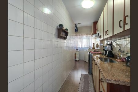 Apartamento à venda com 170m², 3 quartos e 1 vaga Apartamento à venda com 170m², 3 quartos e 1 vagaCozinha