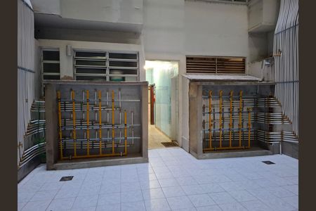 Apartamento à venda com 100m², 2 quartos e 1 vaga Apartamento à venda com 100m², 2 quartos e 1 vagaÁrea comum