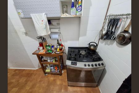 Apartamento à venda com 100m², 2 quartos e 1 vaga Apartamento à venda com 100m², 2 quartos e 1 vagaCozinha