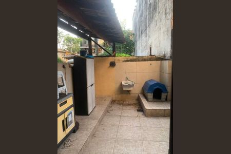 Casa à venda com 121m², 4 quartos e 1 vaga