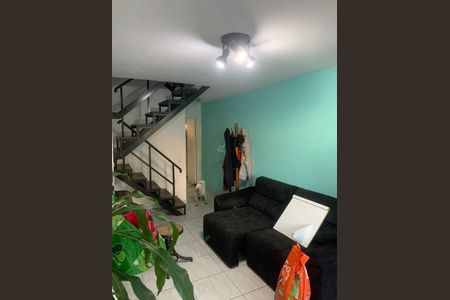 Casa à venda com 121m², 4 quartos e 1 vaga