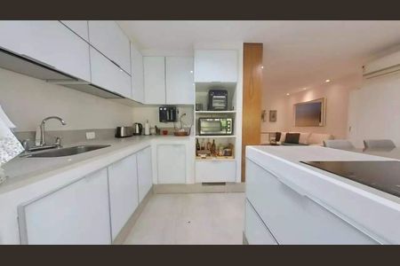 Apartamento à venda com 80m², 2 quartos e 1 vaga