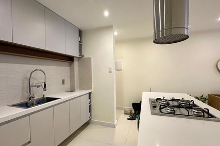 Apartamento à venda com 116m², 3 quartos e sem vaga Apartamento à venda com 116m², 3 quartos e sem vagaCozinha