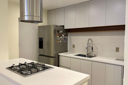 Apartamento à venda com 116m², 3 quartos e sem vaga Apartamento à venda com 116m², 3 quartos e sem vagaCozinha