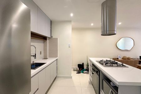 Apartamento à venda com 116m², 3 quartos e sem vaga Apartamento à venda com 116m², 3 quartos e sem vagaCozinha
