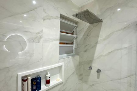 Apartamento à venda com 116m², 3 quartos e sem vaga Apartamento à venda com 116m², 3 quartos e sem vagaBanheiro da Suíte