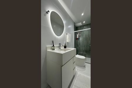 Apartamento à venda com 116m², 3 quartos e sem vaga Apartamento à venda com 116m², 3 quartos e sem vagaBanheiro Social