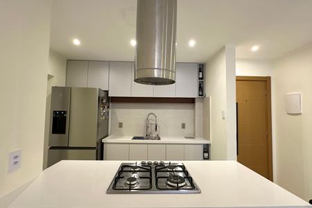 Apartamento à venda com 116m², 3 quartos e sem vaga Apartamento à venda com 116m², 3 quartos e sem vagaCozinha