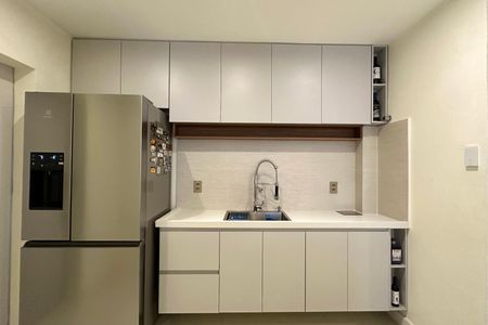 Apartamento à venda com 116m², 3 quartos e sem vaga Apartamento à venda com 116m², 3 quartos e sem vagaCozinha