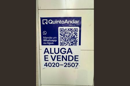 Apartamento à venda com 116m², 3 quartos e sem vaga Apartamento à venda com 116m², 3 quartos e sem vagaPlaca