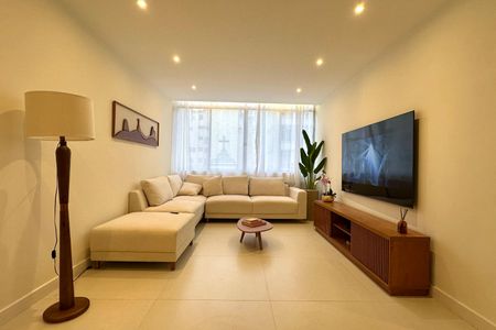 Apartamento à venda com 116m², 3 quartos e sem vaga Apartamento à venda com 116m², 3 quartos e sem vagaSala