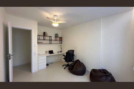 Apartamento à venda com 116m², 3 quartos e sem vaga Apartamento à venda com 116m², 3 quartos e sem vagaQuarto 2