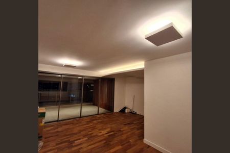 Apartamento à venda com 3 quartos, 160m² em Vila Olímpia, São Paulo