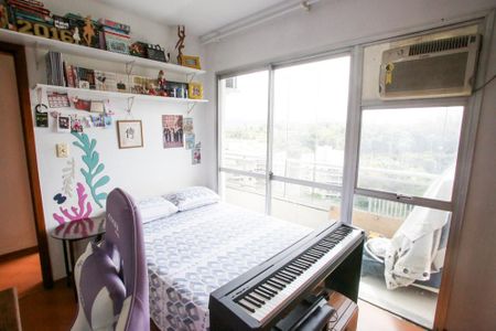 Apartamento à venda com 126m², 3 quartos e 2 vagasQuarto 1