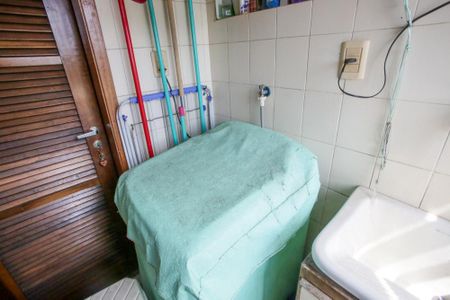 Apartamento à venda com 126m², 3 quartos e 2 vagasÁrea de Serviço