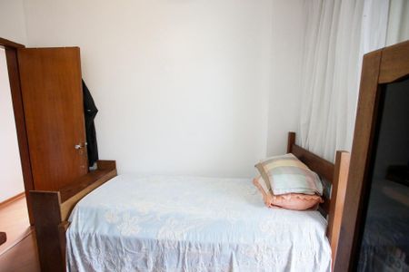 Apartamento à venda com 126m², 3 quartos e 2 vagasQuarto 2