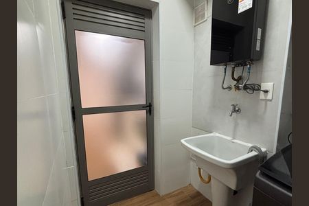 Apartamento para alugar com 73m², 2 quartos e 1 vaga Apartamento para alugar com 73m², 2 quartos e 1 vagaÁrea de Serviço