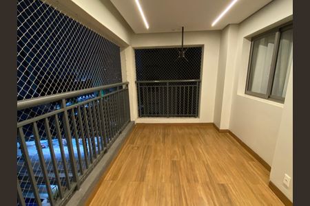 Apartamento para alugar com 73m², 2 quartos e 1 vaga Apartamento para alugar com 73m², 2 quartos e 1 vagaVaranda