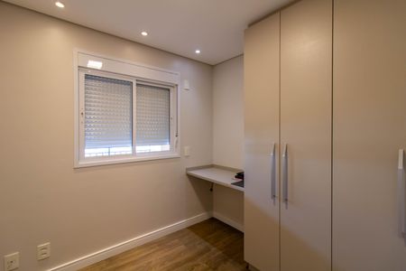 Quarto de apartamento para alugar com 2 quartos, 68m² em Jardim Flor da Montanha, Guarulhos