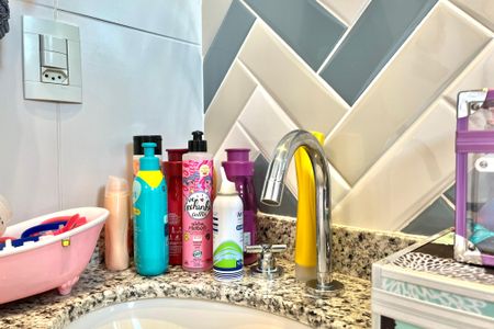 Apartamento à venda com 122m², 3 quartos e 2 vagasBanheiro da Suíte 2