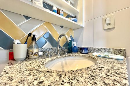 Apartamento à venda com 122m², 3 quartos e 2 vagasBanheiro da Suíte 3