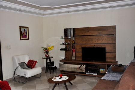 Sala 1 de casa para alugar com 4 quartos, 200m² em Jardim Sao Jose, São Paulo