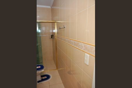 Casa para alugar com 200m², 4 quartos e 2 vagas Casa para alugar com 200m², 4 quartos e 2 vagasBanheiro da Suíte