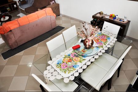 Casa para alugar com 200m², 4 quartos e 2 vagas Casa para alugar com 200m², 4 quartos e 2 vagasSala 2