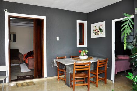 Casa para alugar com 200m², 4 quartos e 2 vagas Casa para alugar com 200m², 4 quartos e 2 vagasQuintal
