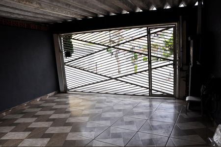 Casa para alugar com 200m², 4 quartos e 2 vagas Casa para alugar com 200m², 4 quartos e 2 vagasGaragem