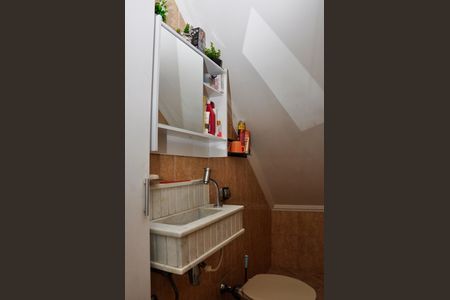 Casa para alugar com 200m², 4 quartos e 2 vagas Casa para alugar com 200m², 4 quartos e 2 vagasLavabo
