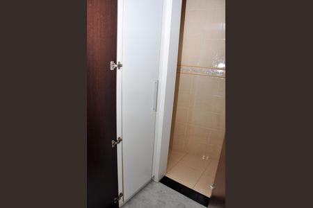 Casa para alugar com 200m², 4 quartos e 2 vagas Casa para alugar com 200m², 4 quartos e 2 vagasBanheiro da Suíte