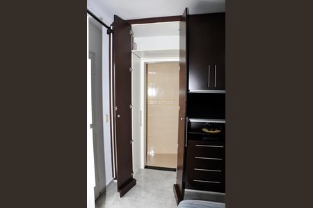 Casa para alugar com 200m², 4 quartos e 2 vagas Casa para alugar com 200m², 4 quartos e 2 vagasSuíte
