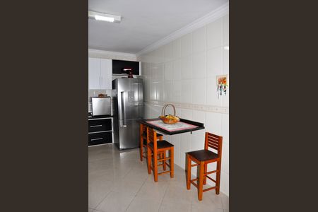 Casa para alugar com 200m², 4 quartos e 2 vagas Casa para alugar com 200m², 4 quartos e 2 vagasCozinha
