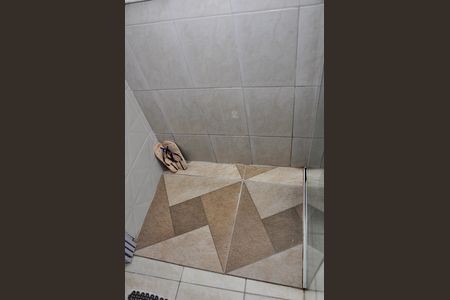 Casa para alugar com 200m², 4 quartos e 2 vagas Casa para alugar com 200m², 4 quartos e 2 vagasBnaheiro de Serviço