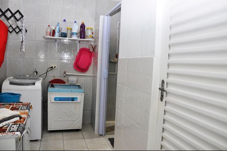 Casa para alugar com 200m², 4 quartos e 2 vagas Casa para alugar com 200m², 4 quartos e 2 vagasÁrea de Serviço