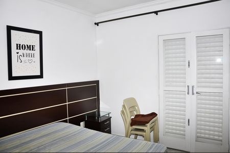 Casa para alugar com 200m², 4 quartos e 2 vagas Casa para alugar com 200m², 4 quartos e 2 vagasSuíte
