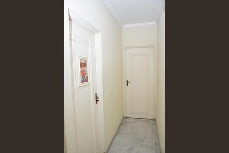 Casa para alugar com 200m², 4 quartos e 2 vagas Casa para alugar com 200m², 4 quartos e 2 vagasCorredor