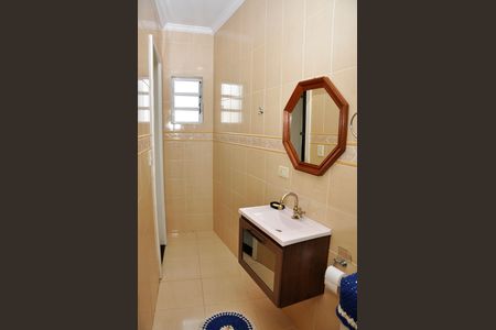 Casa para alugar com 200m², 4 quartos e 2 vagas Casa para alugar com 200m², 4 quartos e 2 vagasBanheiro da Suíte