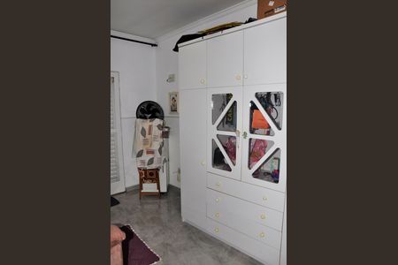 Casa para alugar com 200m², 4 quartos e 2 vagas Casa para alugar com 200m², 4 quartos e 2 vagasQuarto 1