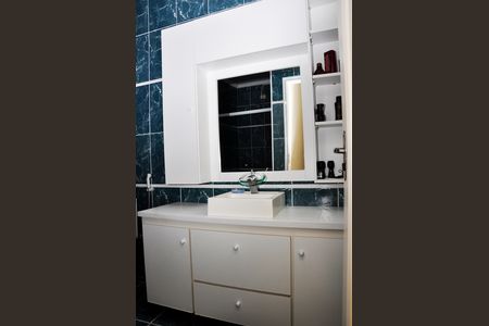 Casa para alugar com 200m², 4 quartos e 2 vagas Casa para alugar com 200m², 4 quartos e 2 vagasBanheiro