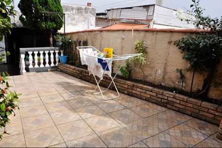Casa para alugar com 200m², 4 quartos e 2 vagas Casa para alugar com 200m², 4 quartos e 2 vagasÁrea Externa