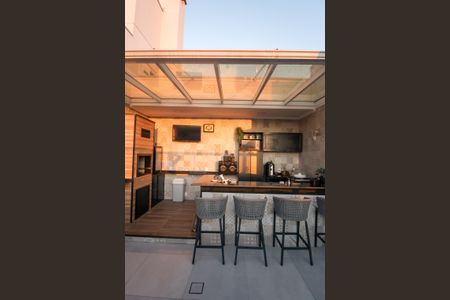 Apartamento à venda com 145m², 3 quartos e 2 vagas Apartamento à venda com 145m², 3 quartos e 2 vagasÁrea gourmet do apartamento