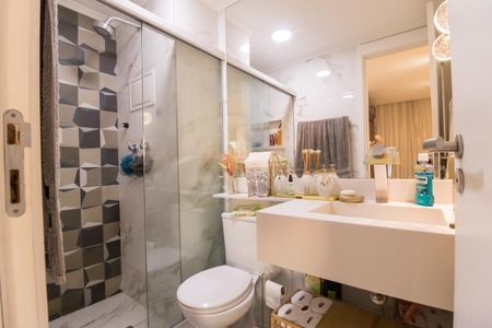 Apartamento à venda com 145m², 3 quartos e 2 vagas Apartamento à venda com 145m², 3 quartos e 2 vagasBanheiro Social